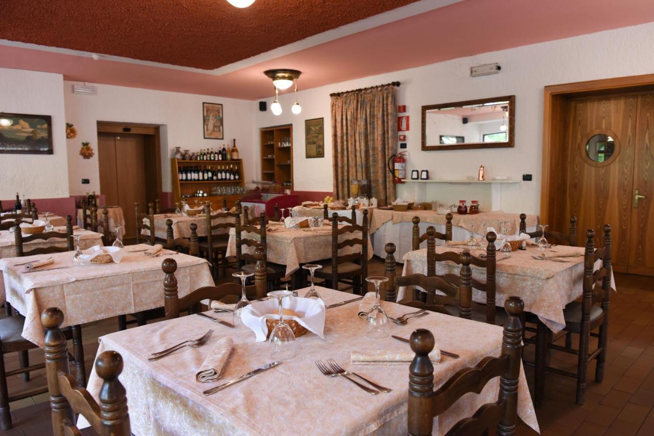 Hotel Zanella بيو فونتي المظهر الخارجي الصورة
